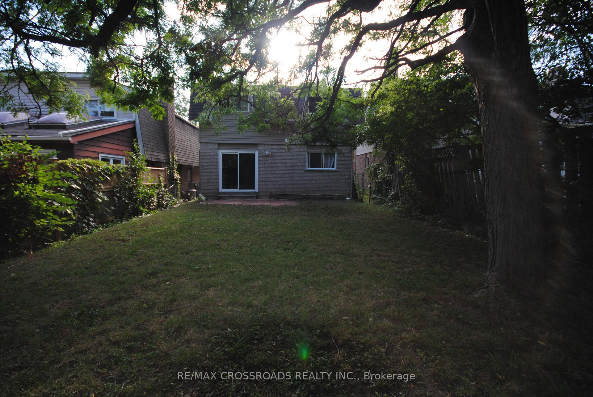 Photo 20 of 1813 Shadybrook Drive, Pickering, Amberlea — HOMEH