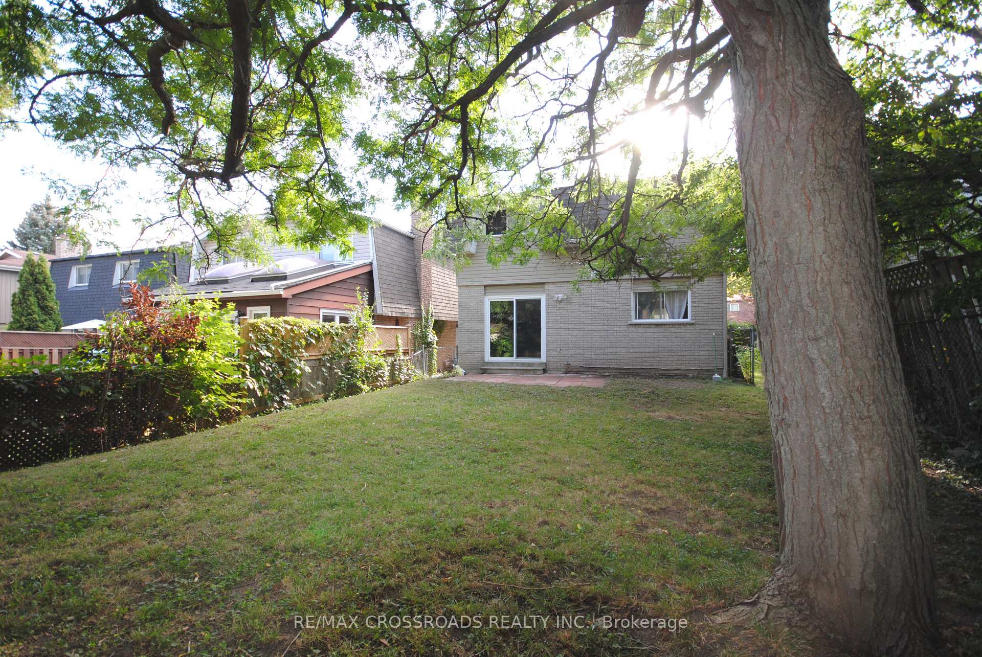 Photo 21 of 1813 Shadybrook Drive, Pickering, Amberlea — HOMEH