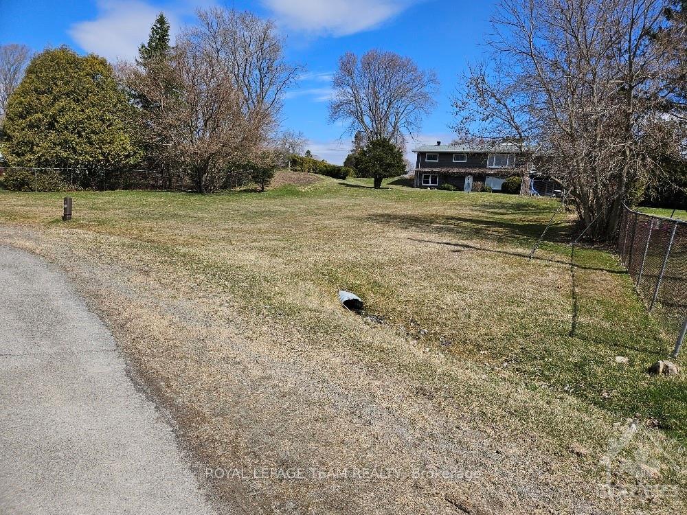 Photo 2 of Unit 8, 00 Bradley Crescent, Prescott — HOMEH