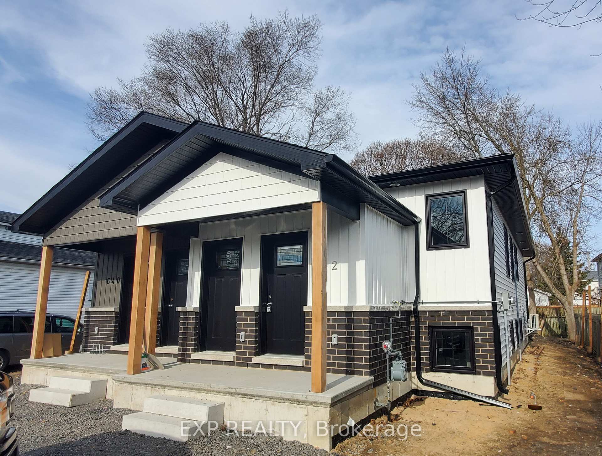 Front of Unit B, 642 West Street
