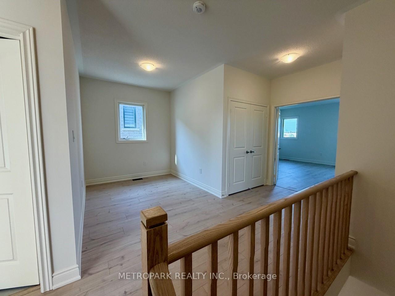 Photo 17 of 1458 Wheatcroft Drive, Oshawa, Kedron — HOMEH