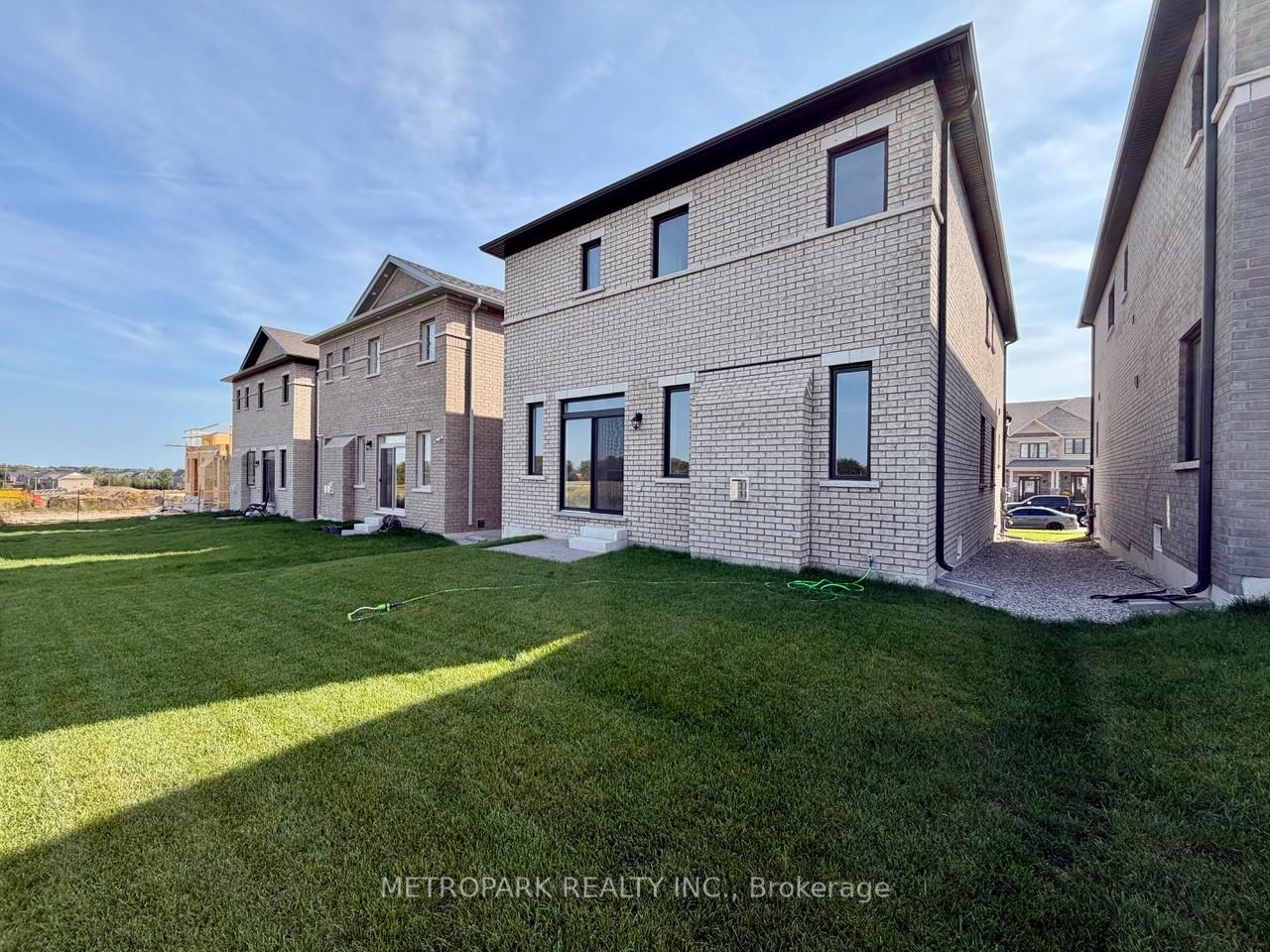 Photo 21 of 1458 Wheatcroft Drive, Oshawa, Kedron — HOMEH