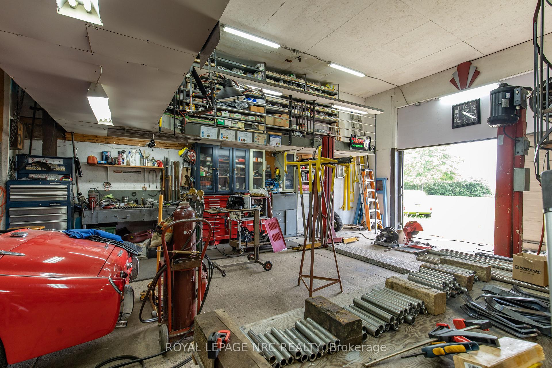 Photo 20 of 4049 Yager Road, Port Colborne, Bethel — HOMEH