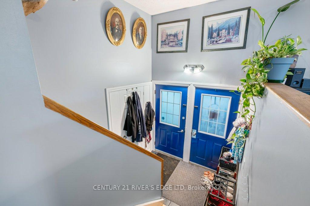 Photo 3 of 445 Railway Avenue, Prescott — HOMEH