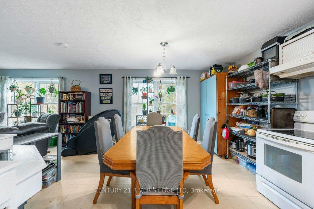 Photo 8 of 445 Railway Avenue, Prescott — HOMEH