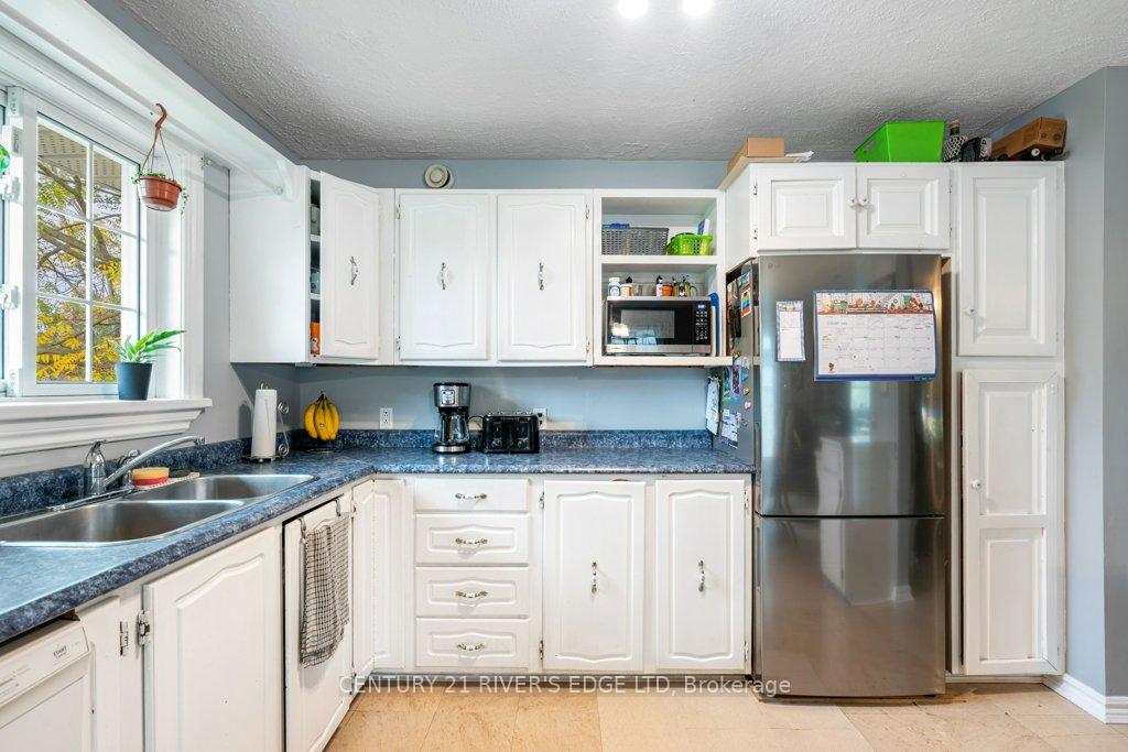 Photo 12 of 445 Railway Avenue, Prescott — HOMEH