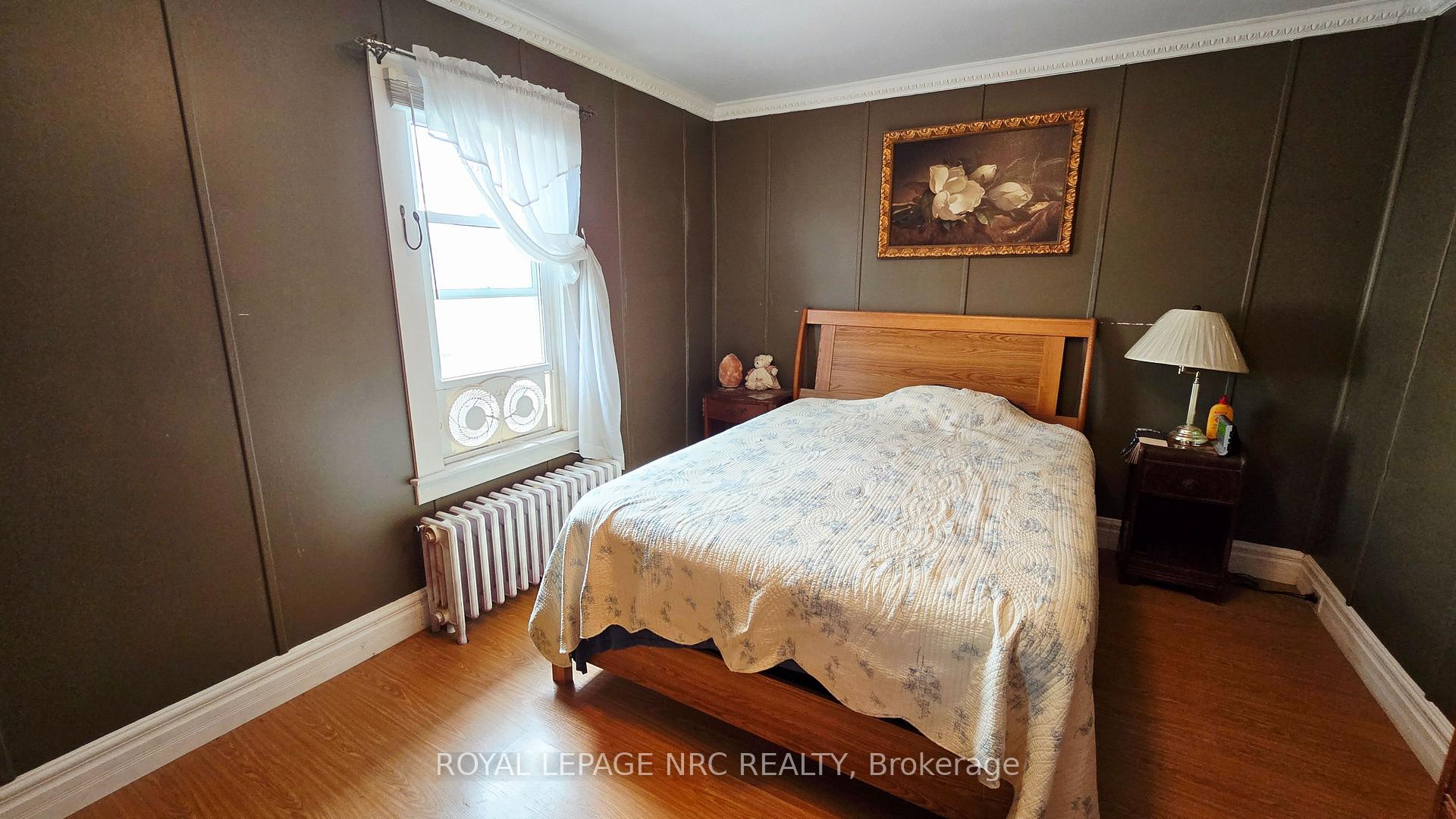 Photo 21 of 74 Delhi Street, Port Colborne, Sugarloaf — HOMEH