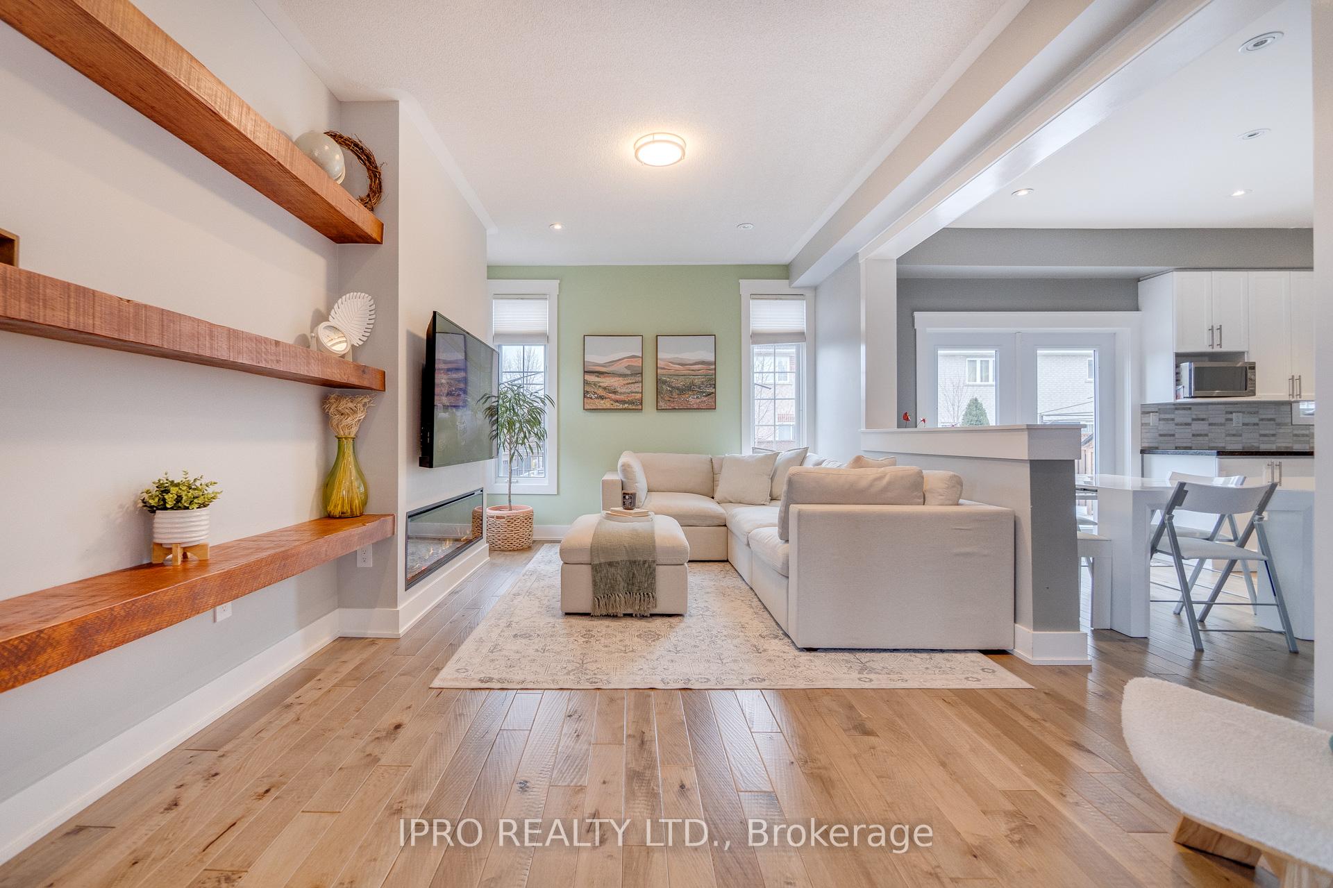 Photo 8 of 1038 Laurier Avenue, Milton, Clarke — HOMEH