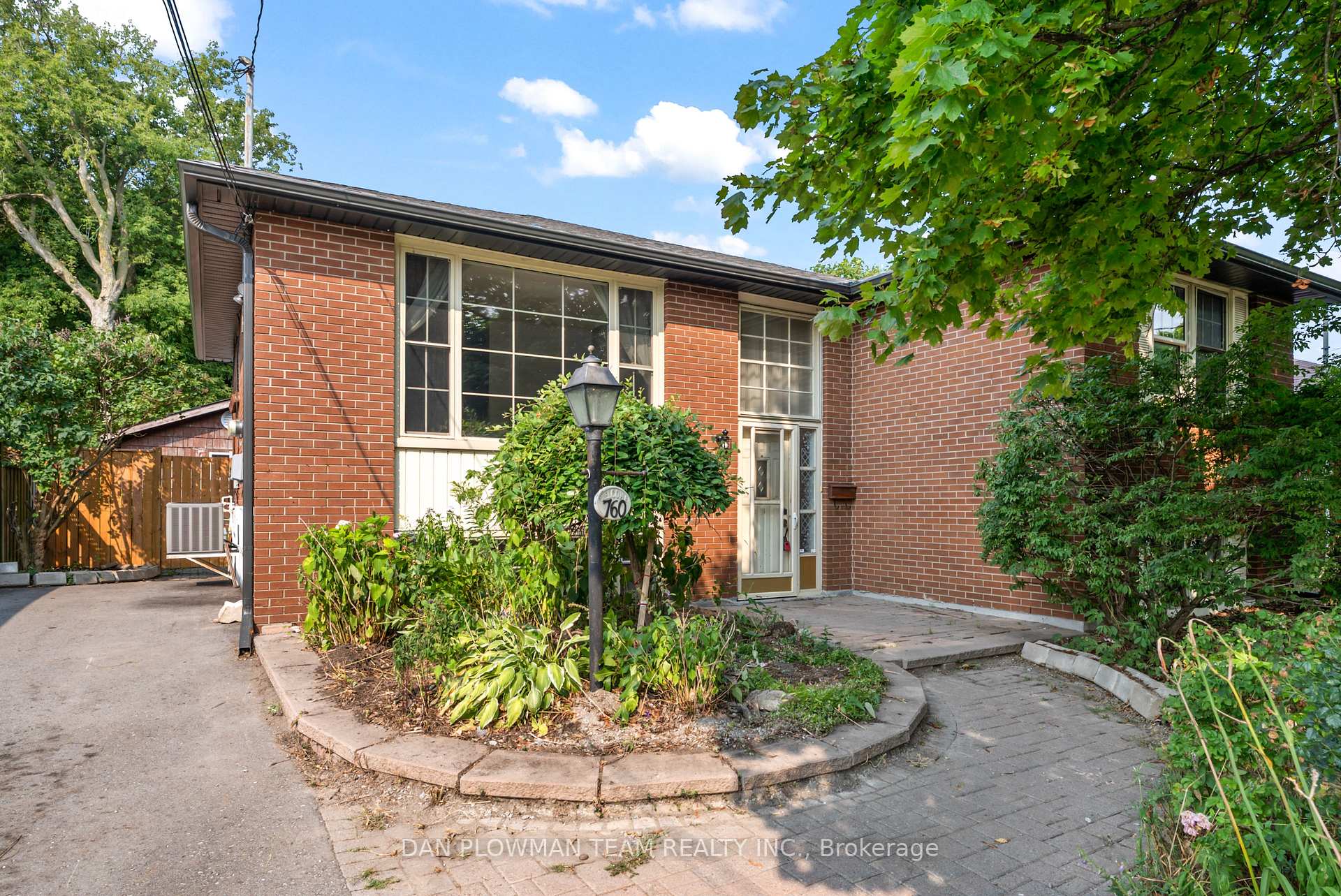Photo 1 of 760 Hillcrest Road, Pickering, West Shore — HOMEH