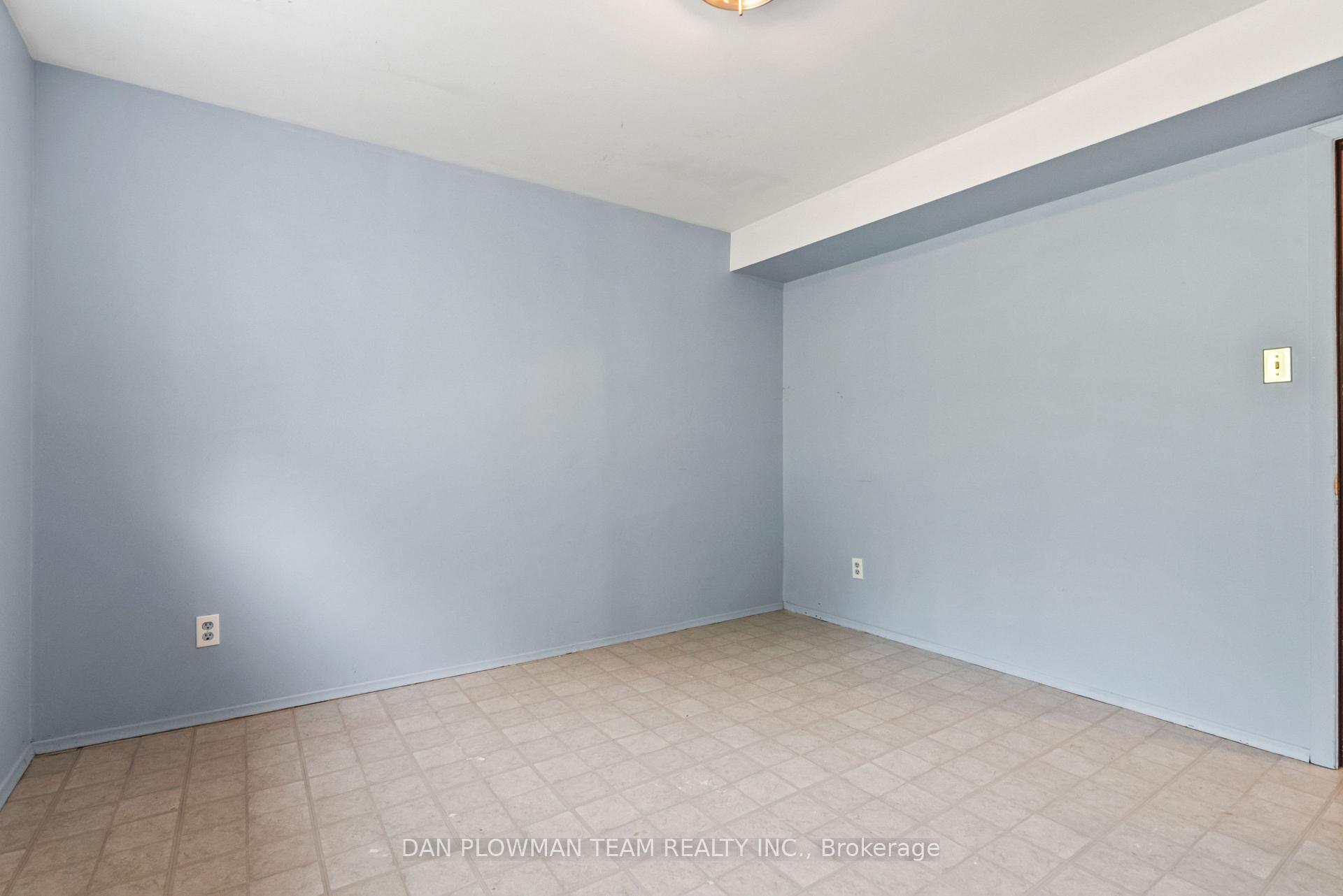 Photo 26 of 760 Hillcrest Road, Pickering, West Shore — HOMEH