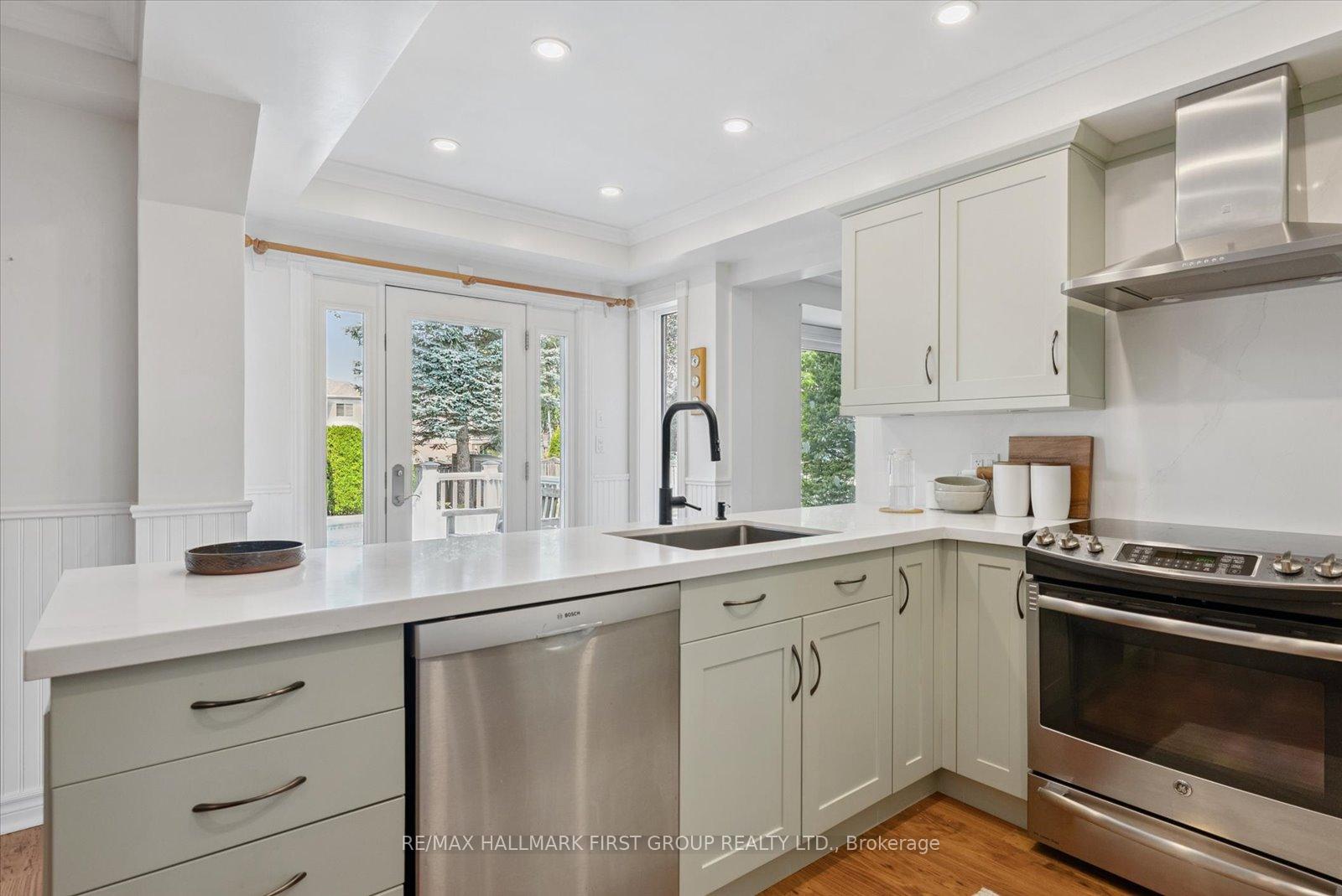Photo 16 of 274 Lancrest Street, Pickering, Highbush — HOMEH
