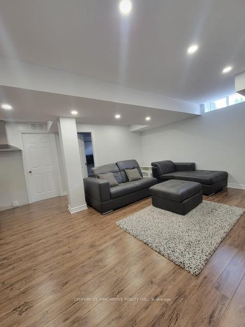 Photo 5 of 1582 Winville Road, Pickering, Duffin Heights — HOMEH