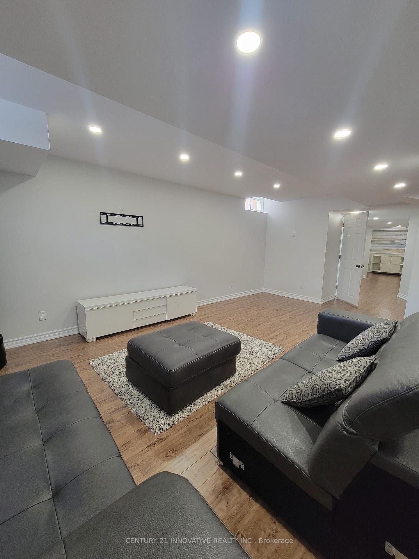 Photo 7 of 1582 Winville Road, Pickering, Duffin Heights — HOMEH