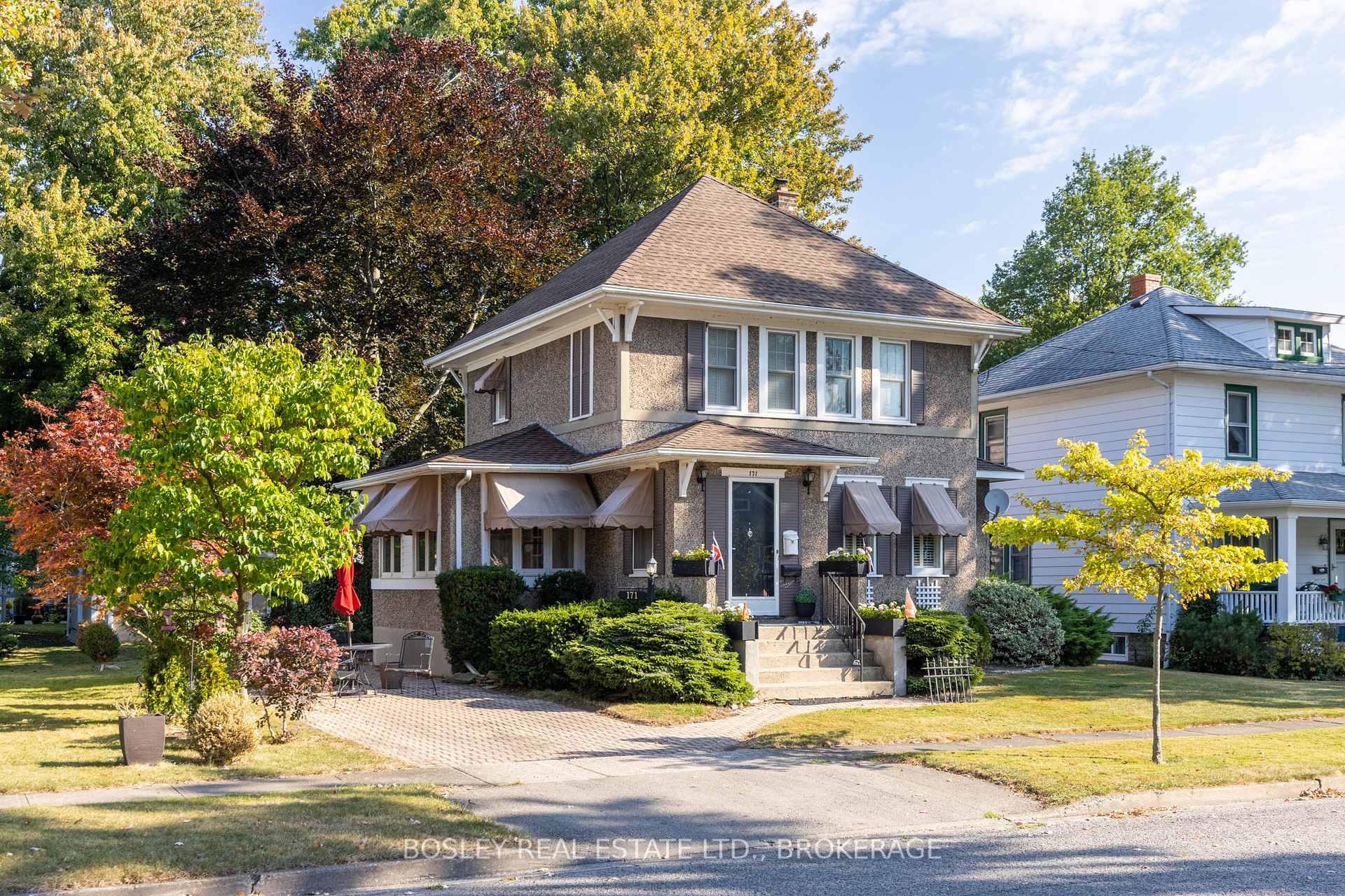 Front of 171 Alexandra Street