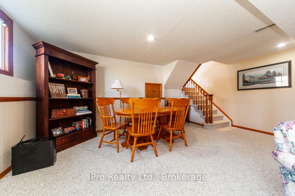 Photo 9 of 874 Pearen Avenue, Milton, Timberlea — HOMEH