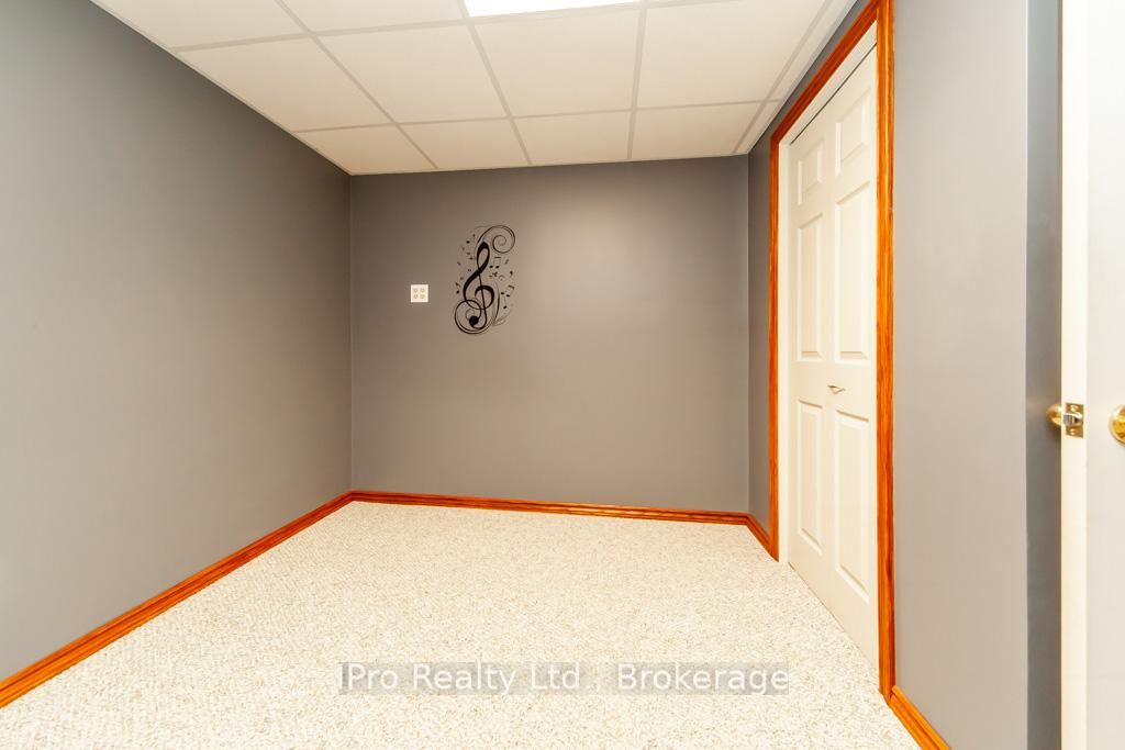 Photo 12 of 874 Pearen Avenue, Milton, Timberlea — HOMEH