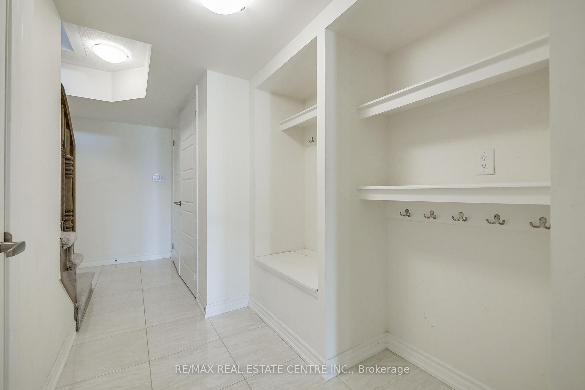 Photo 8 of 541 Buckeye Court, Milton, Cobban — HOMEH