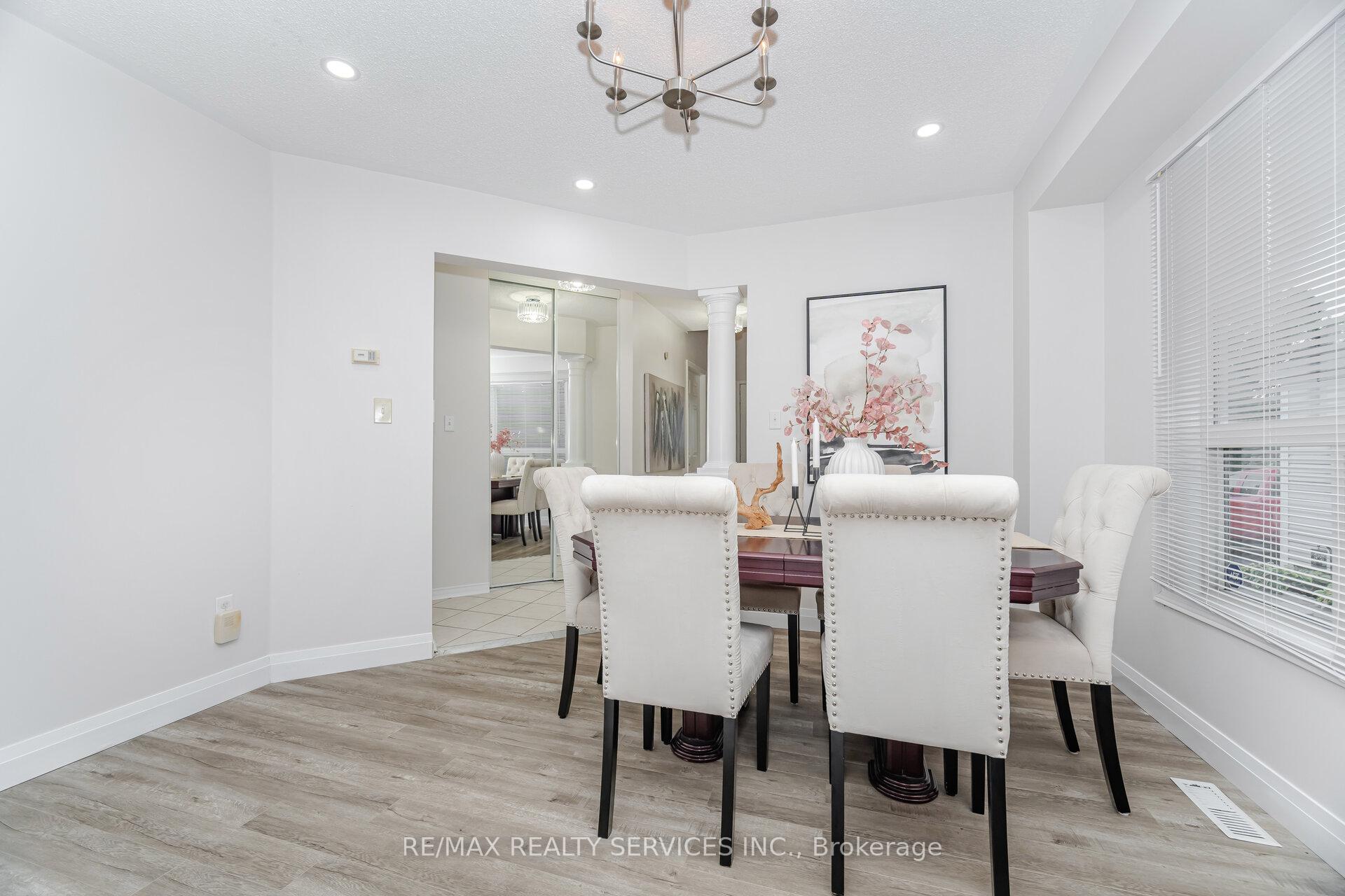 Photo 7 of 1016 Roseheath Street, Oshawa, Pinecrest — HOMEH