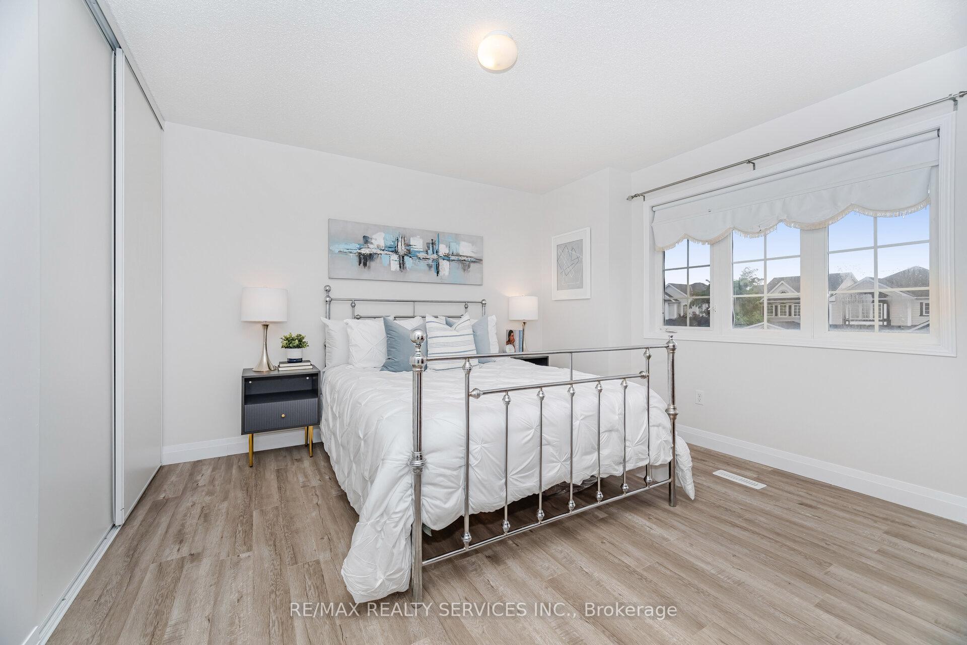 Photo 30 of 1016 Roseheath Street, Oshawa, Pinecrest — HOMEH