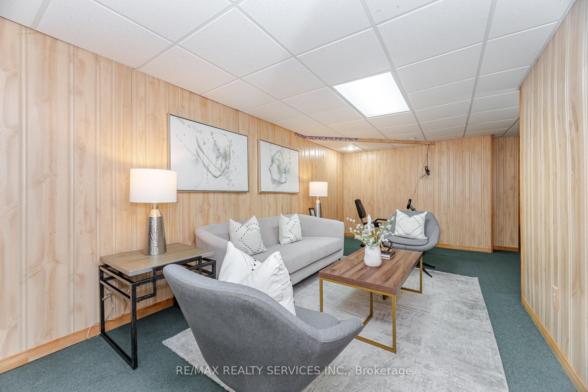 Photo 34 of 1016 Roseheath Street, Oshawa, Pinecrest — HOMEH