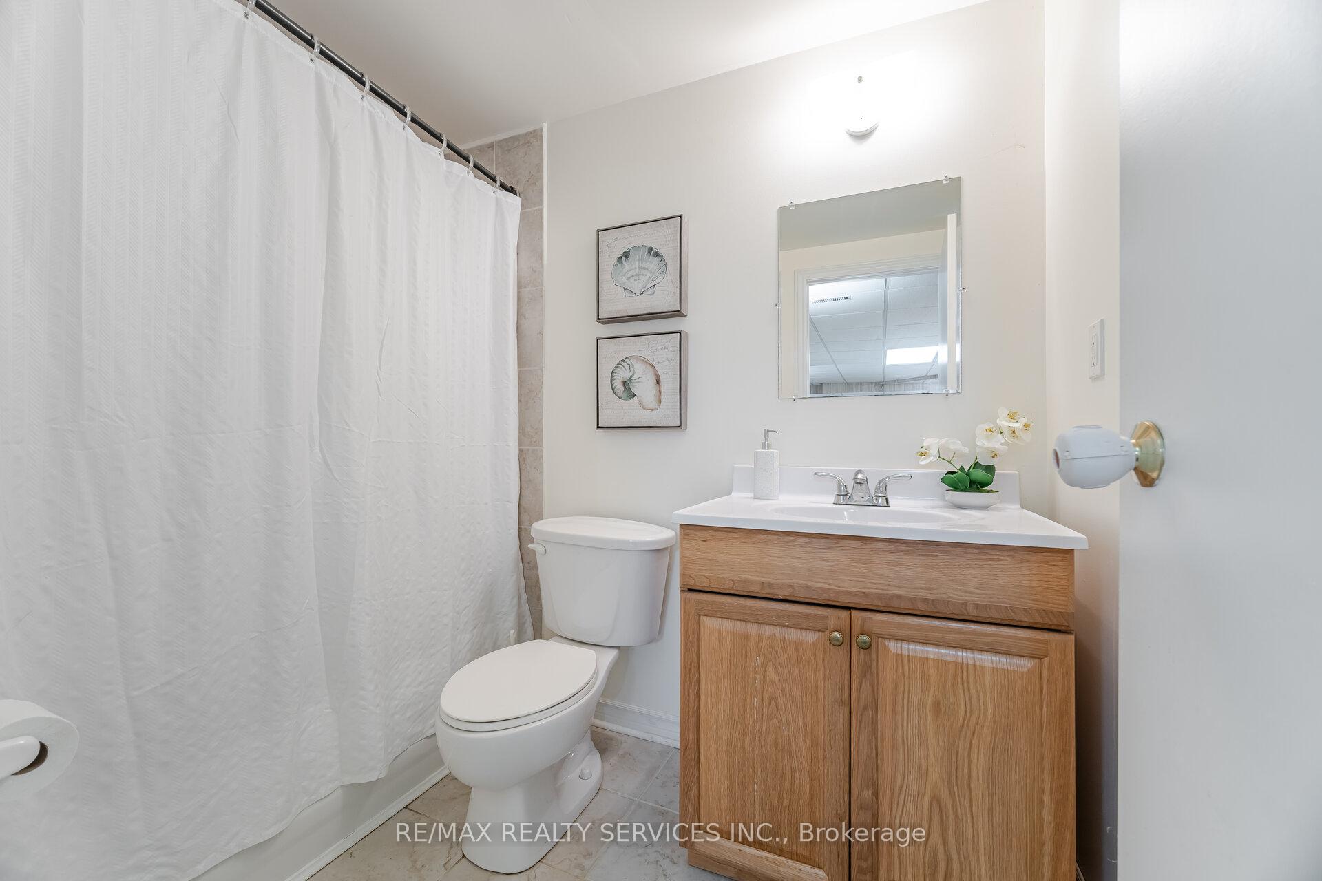 Photo 38 of 1016 Roseheath Street, Oshawa, Pinecrest — HOMEH