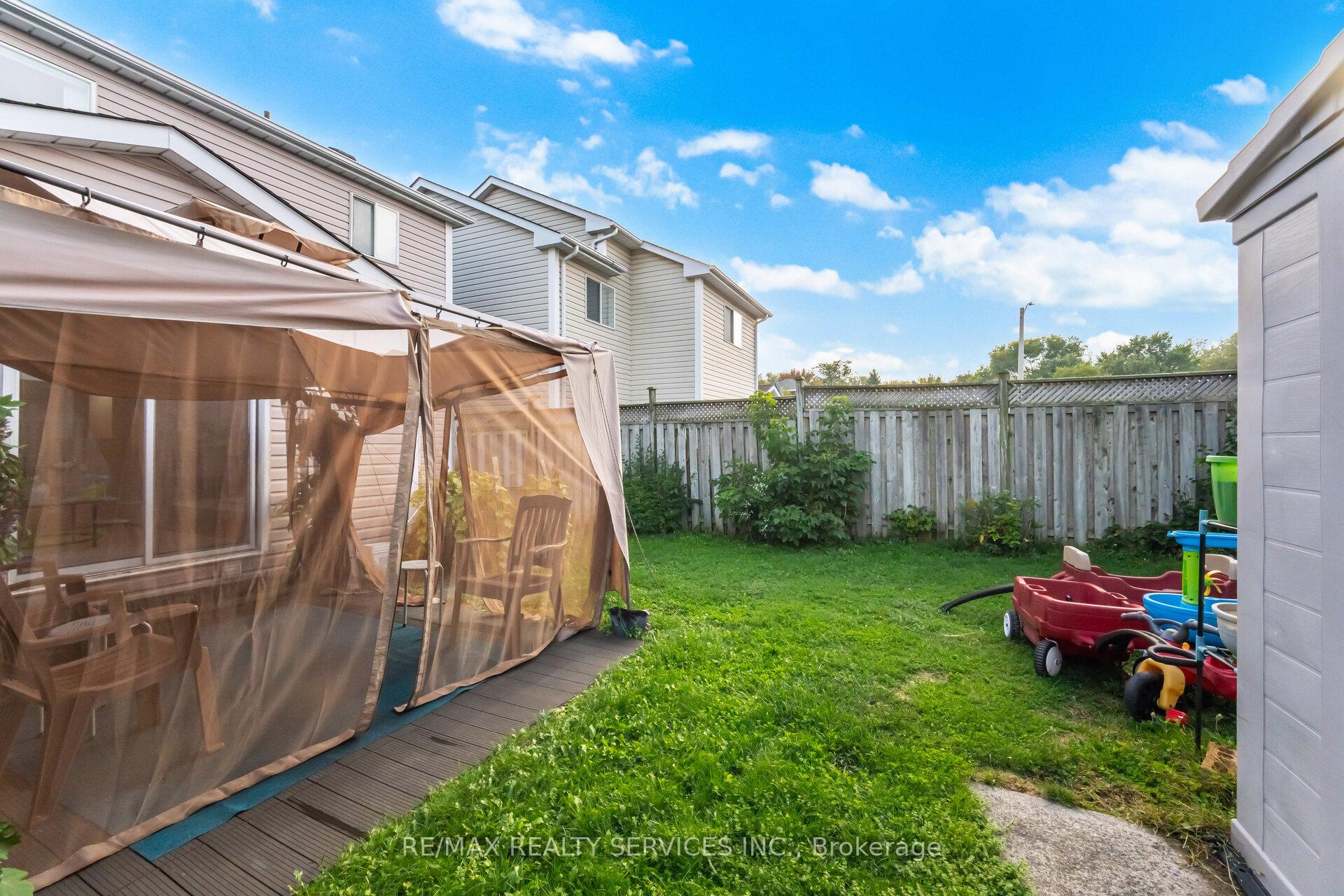 Photo 42 of 1016 Roseheath Street, Oshawa, Pinecrest — HOMEH