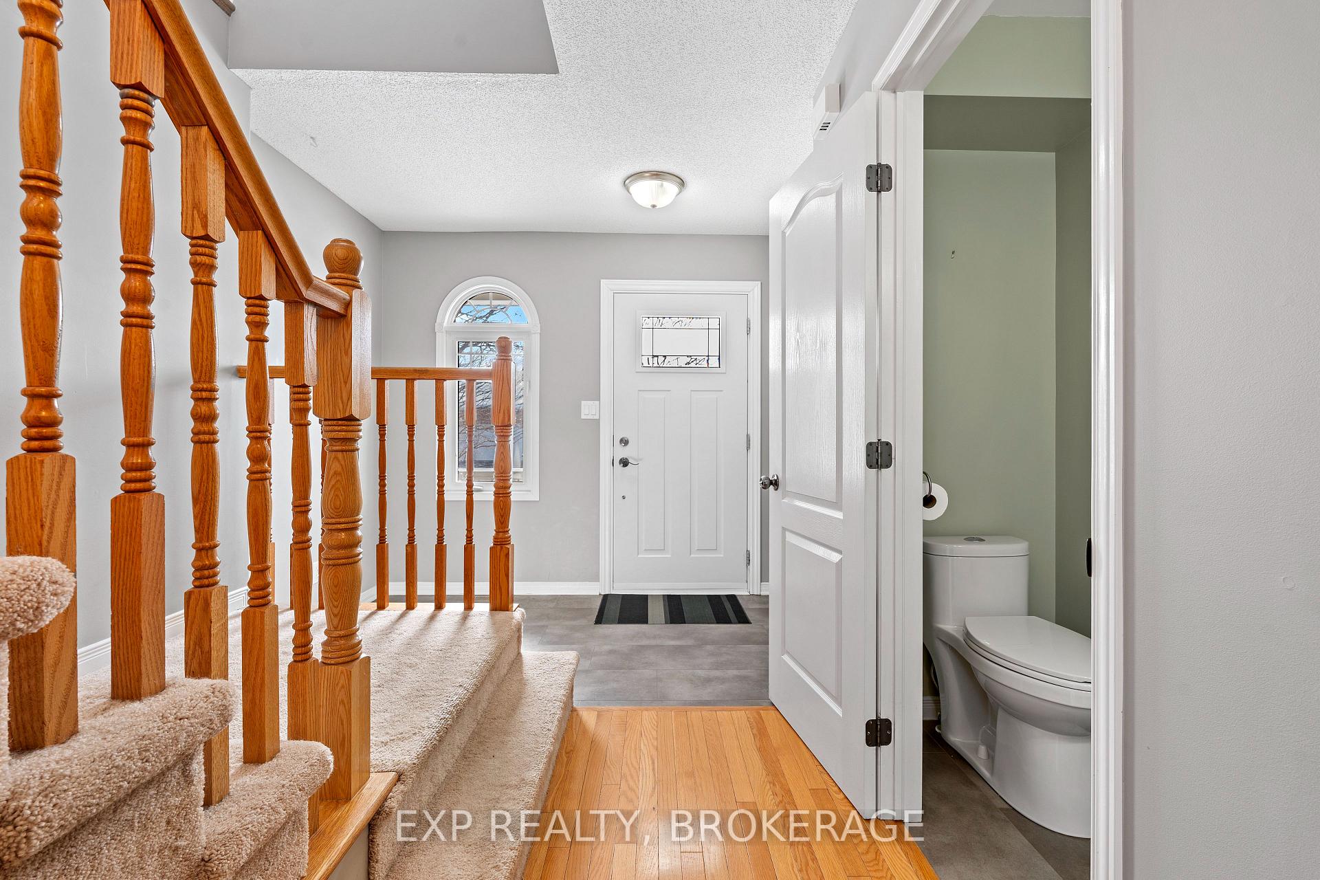 Photo 6 of 450 Laura Avenue, Kingston, Kingston East (Incl Barret Crt) — HOMEH