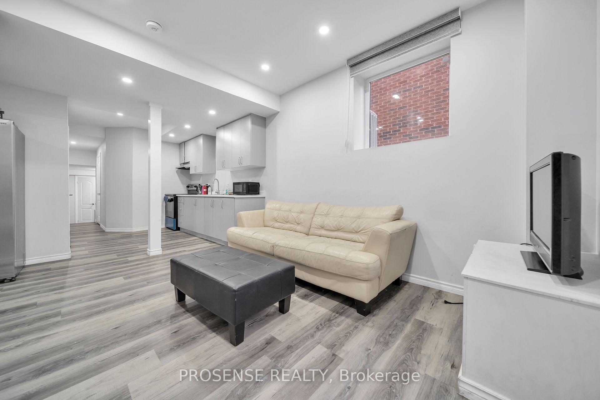 Front of Unit Bsmt, 277 Scott Boulevard