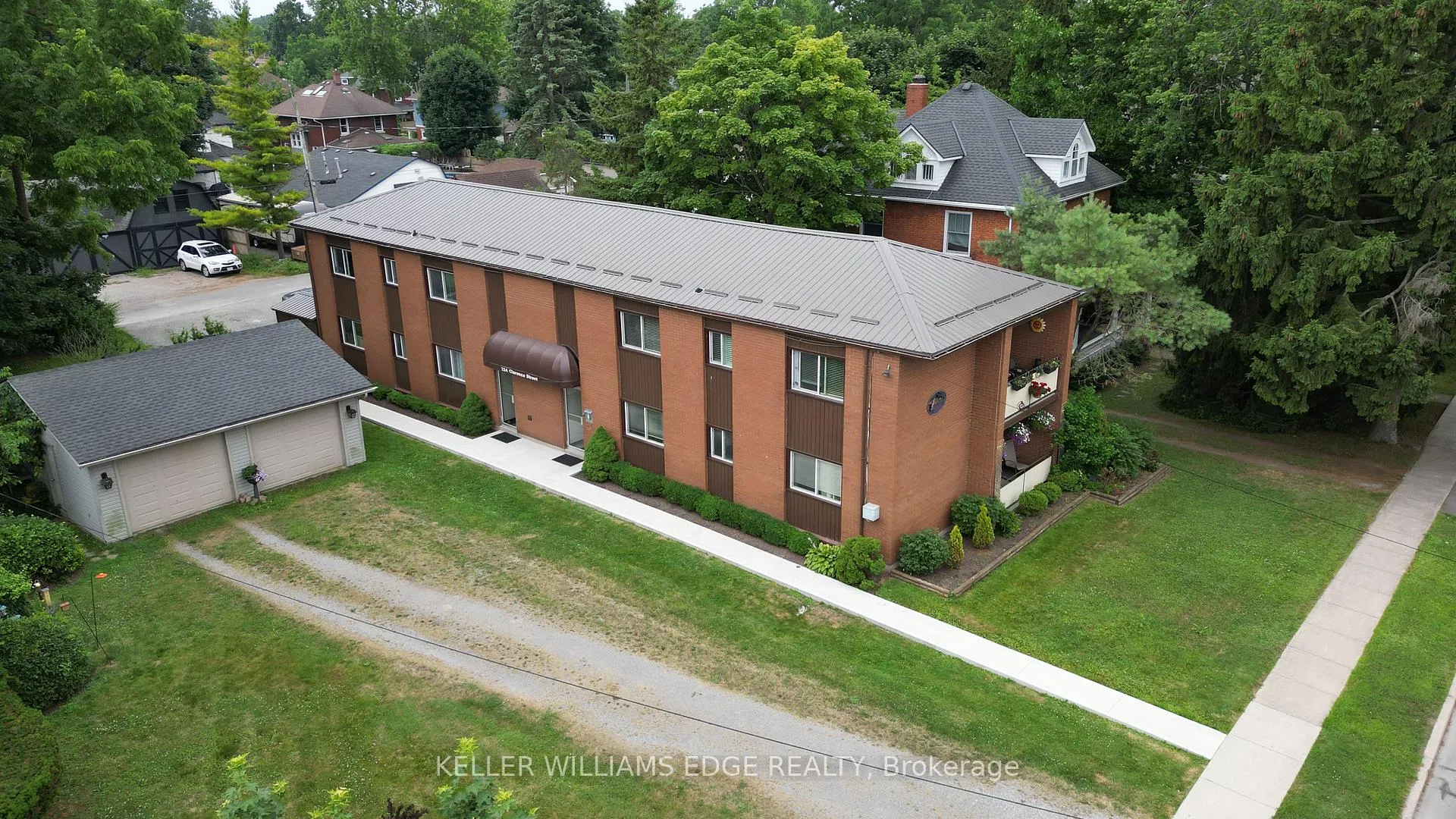 Photo 3 of 224 Clarence Street, Port Colborne, Sugarloaf — HOMEH