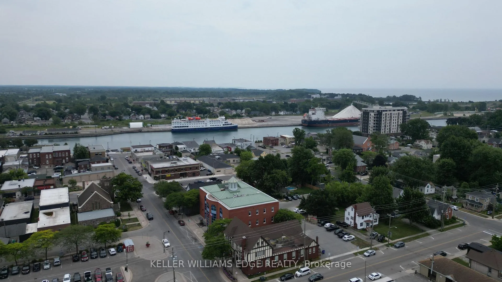 Photo 5 of 224 Clarence Street, Port Colborne, Sugarloaf — HOMEH