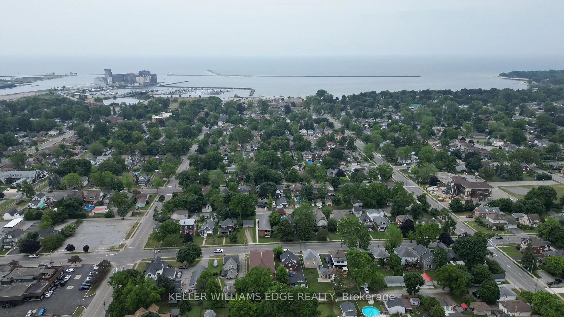 Photo 8 of 224 Clarence Street, Port Colborne, Sugarloaf — HOMEH