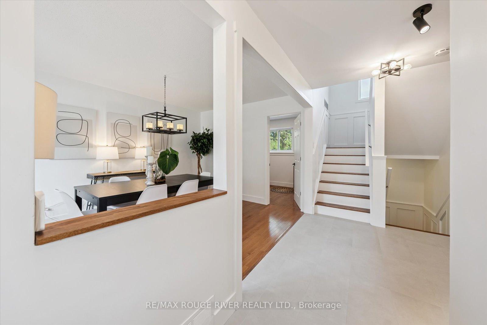 Photo 6 of 1371 Garvolin Avenue, Pickering, Bay Ridges — HOMEH