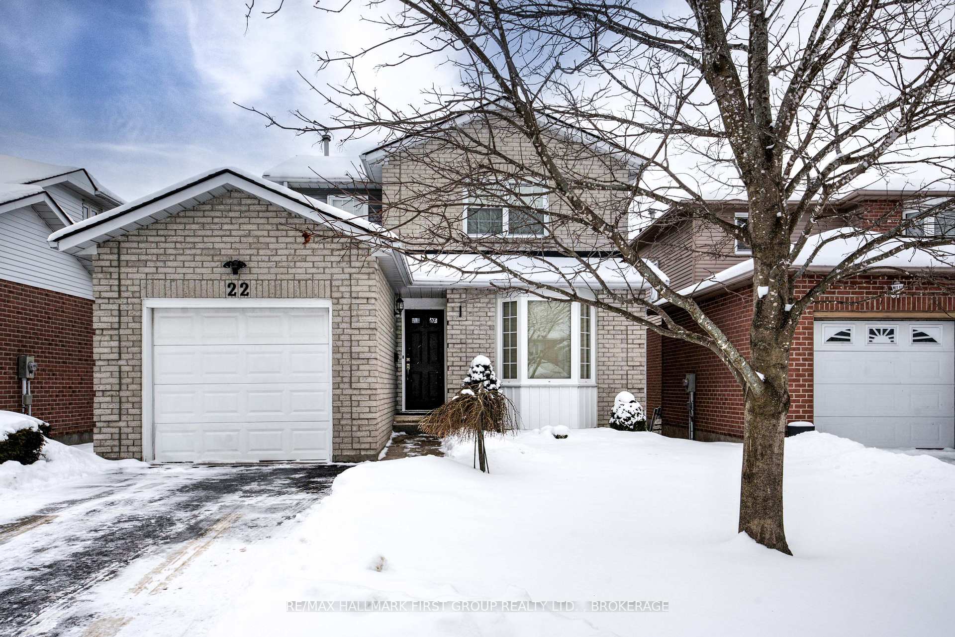 Photo 2 of 22 Richdale Court, Kingston, Kingston East (Incl Barret Crt) — HOMEH