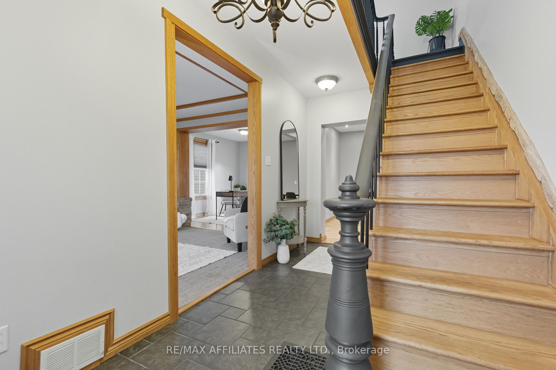 Photo 18 of 174 Park Street W, Prescott — HOMEH