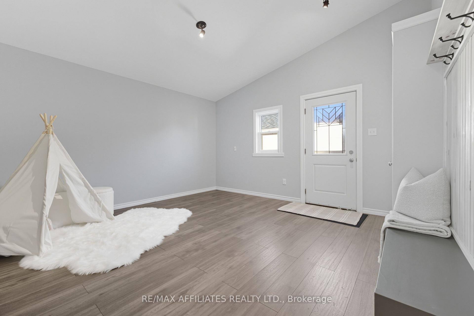 Photo 34 of 174 Park Street W, Prescott — HOMEH