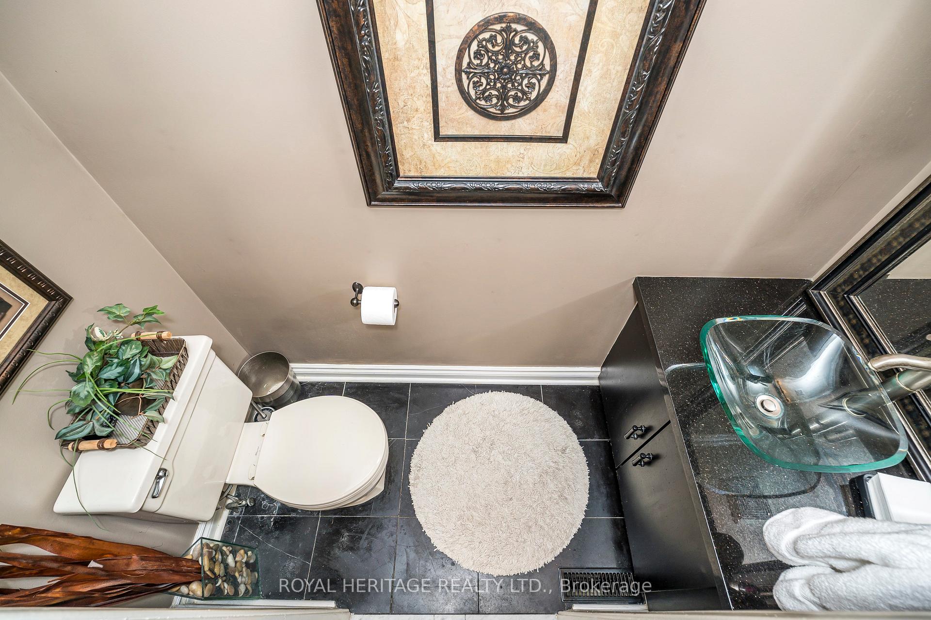 Photo 7 of 756 Stonepath Circle, Pickering, Amberlea — HOMEH