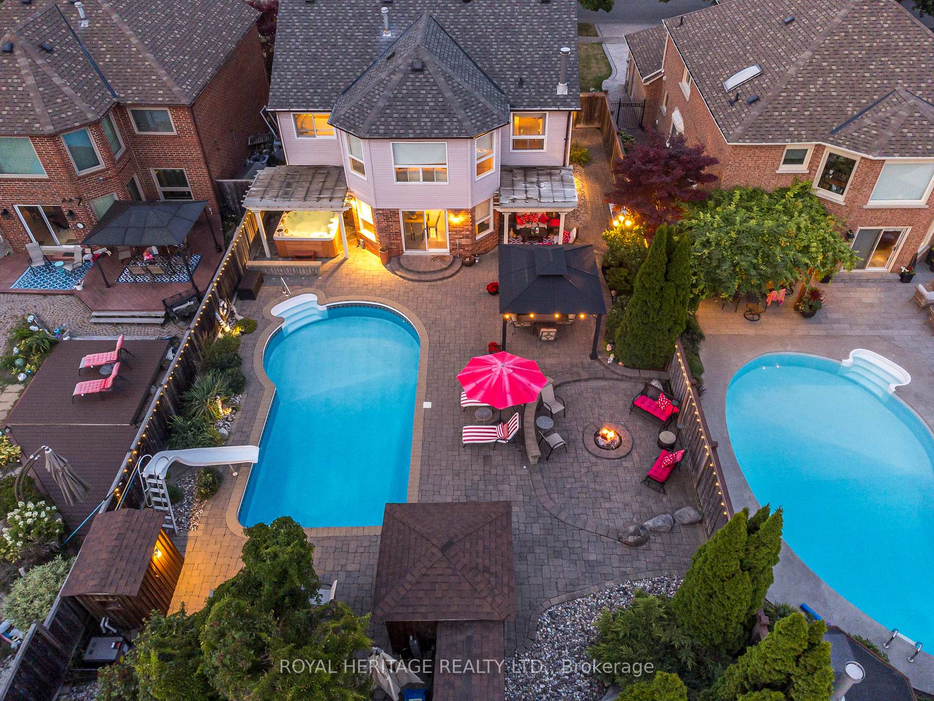 Photo 35 of 756 Stonepath Circle, Pickering, Amberlea — HOMEH