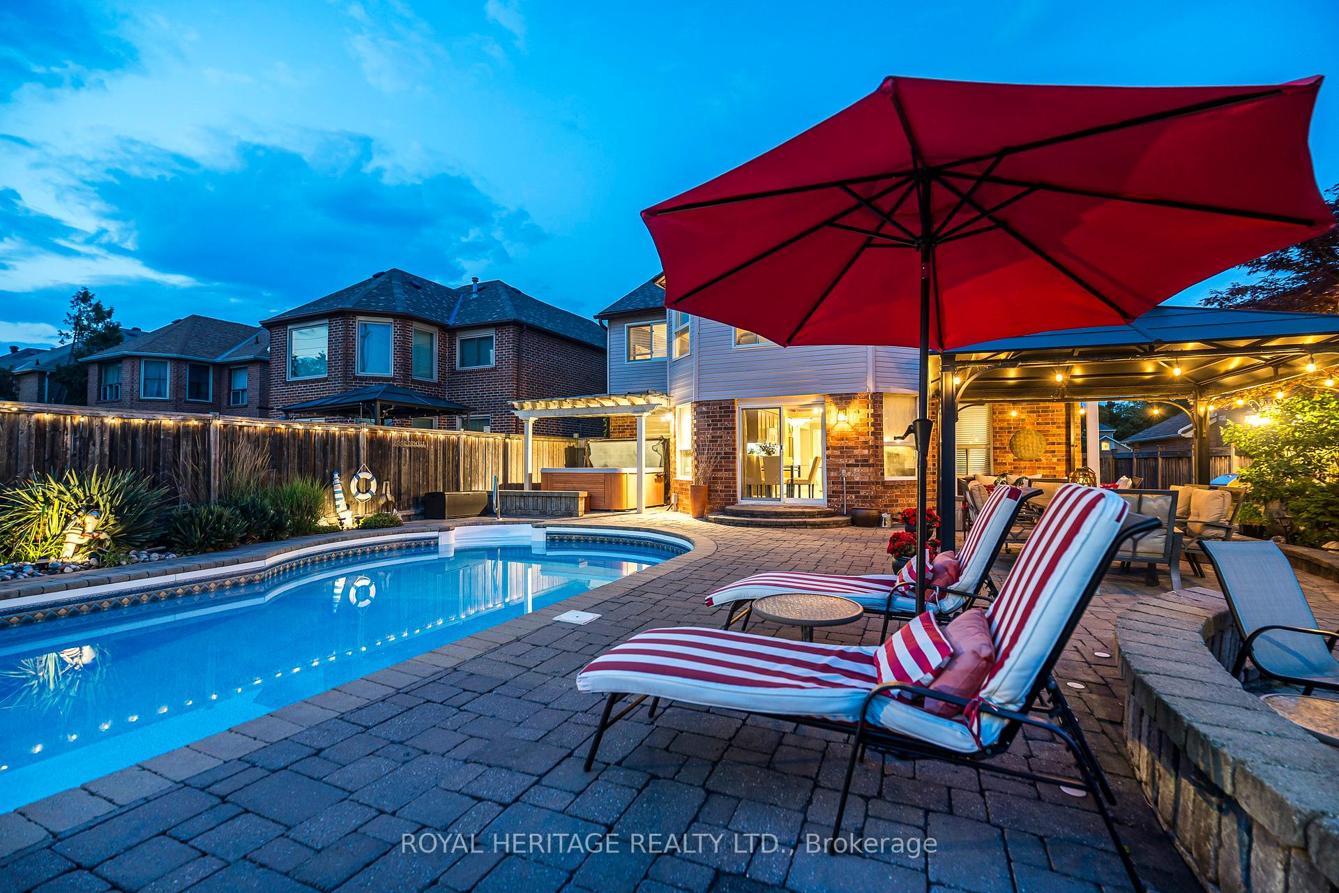 Photo 36 of 756 Stonepath Circle, Pickering, Amberlea — HOMEH