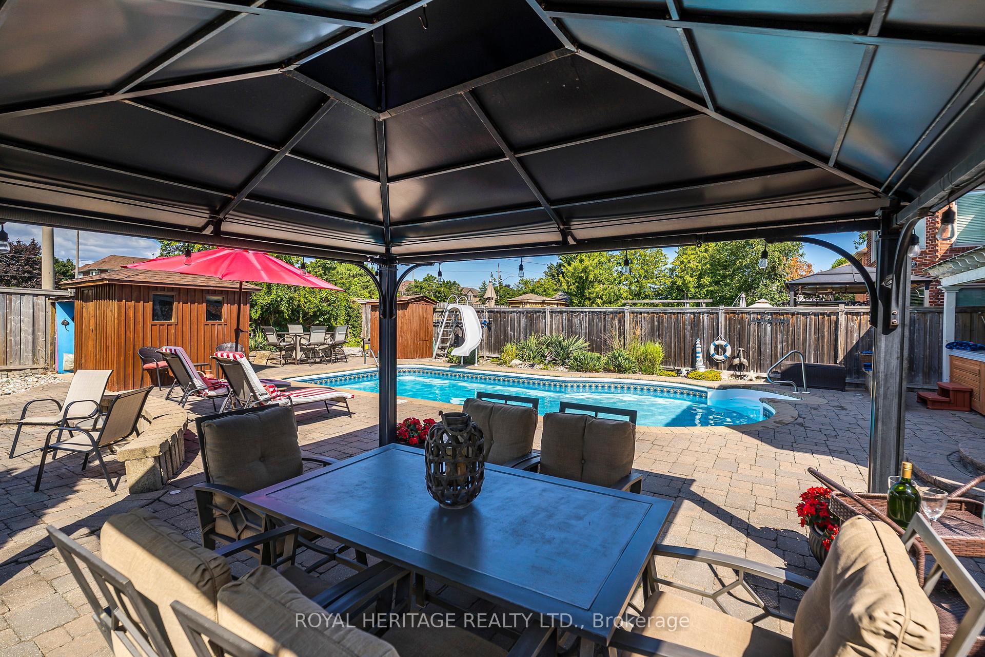 Photo 44 of 756 Stonepath Circle, Pickering, Amberlea — HOMEH