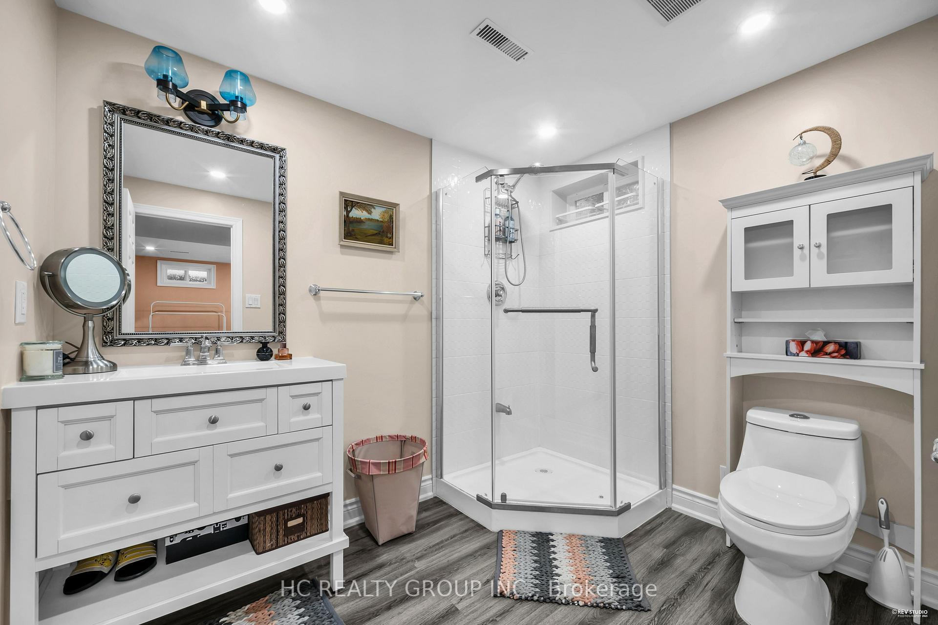 Photo 15 of 1708 Echo Point Court, Pickering, Liverpool — HOMEH