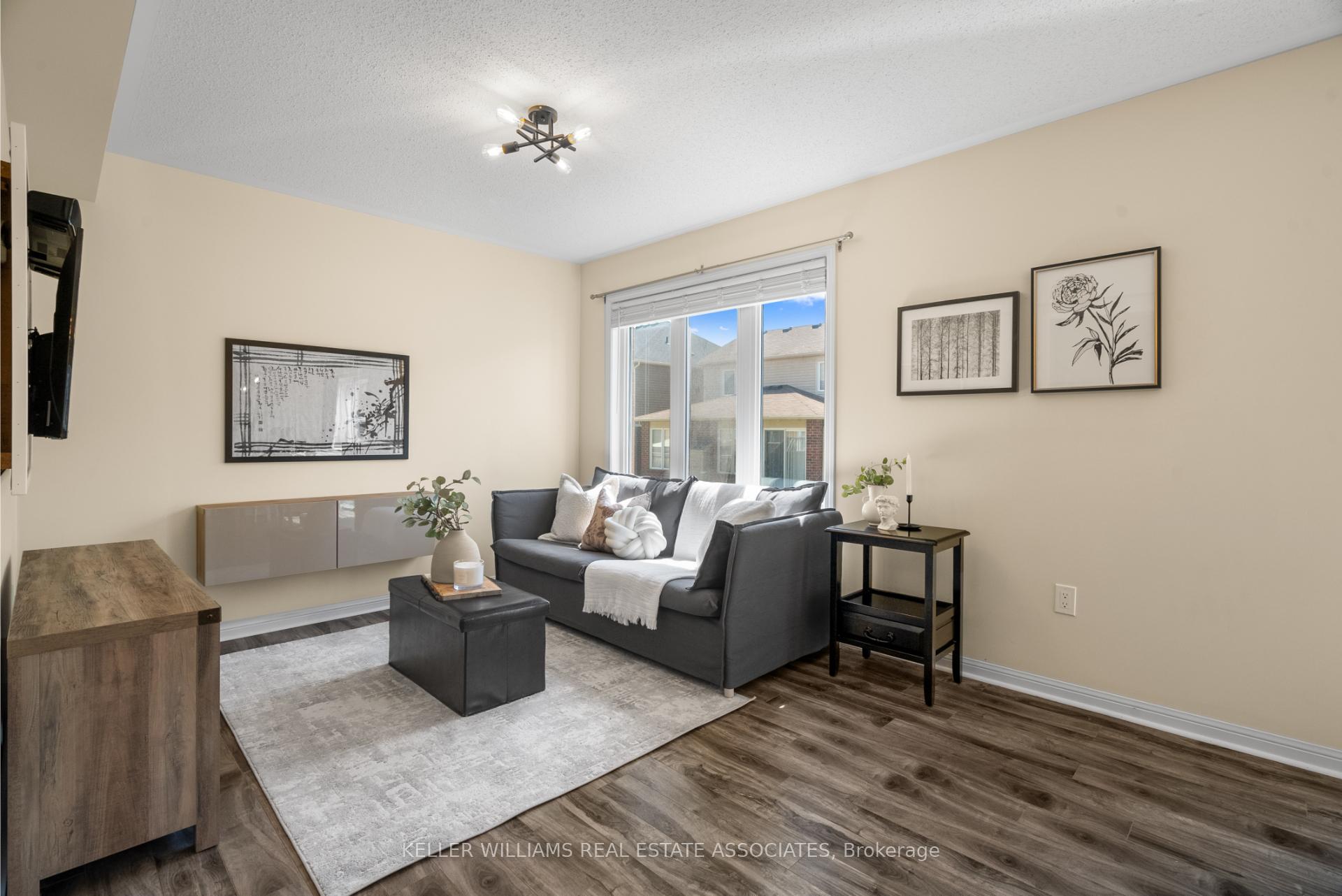 Photo 10 of 269 Mortimer Crescent, Milton, Harrison — HOMEH