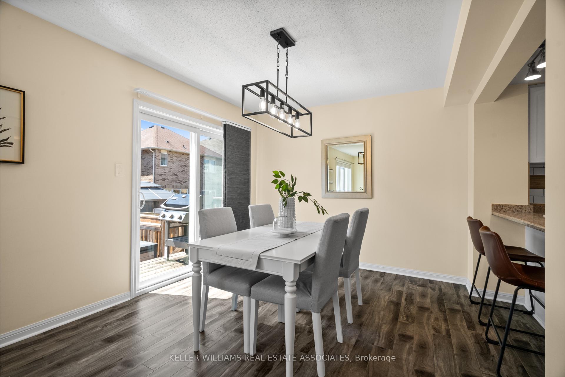Photo 18 of 269 Mortimer Crescent, Milton, Harrison — HOMEH