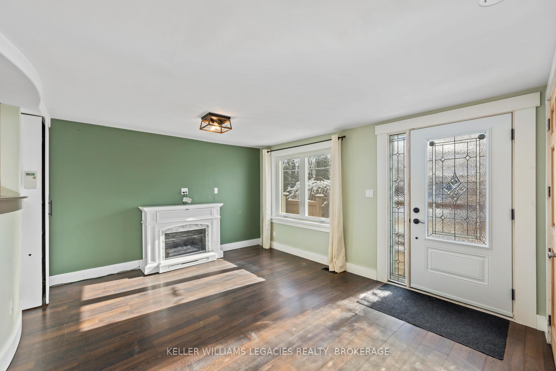 Photo 8 of 59 Joseph Street, Kingston, East of Sir John A. Blvd — HOMEH