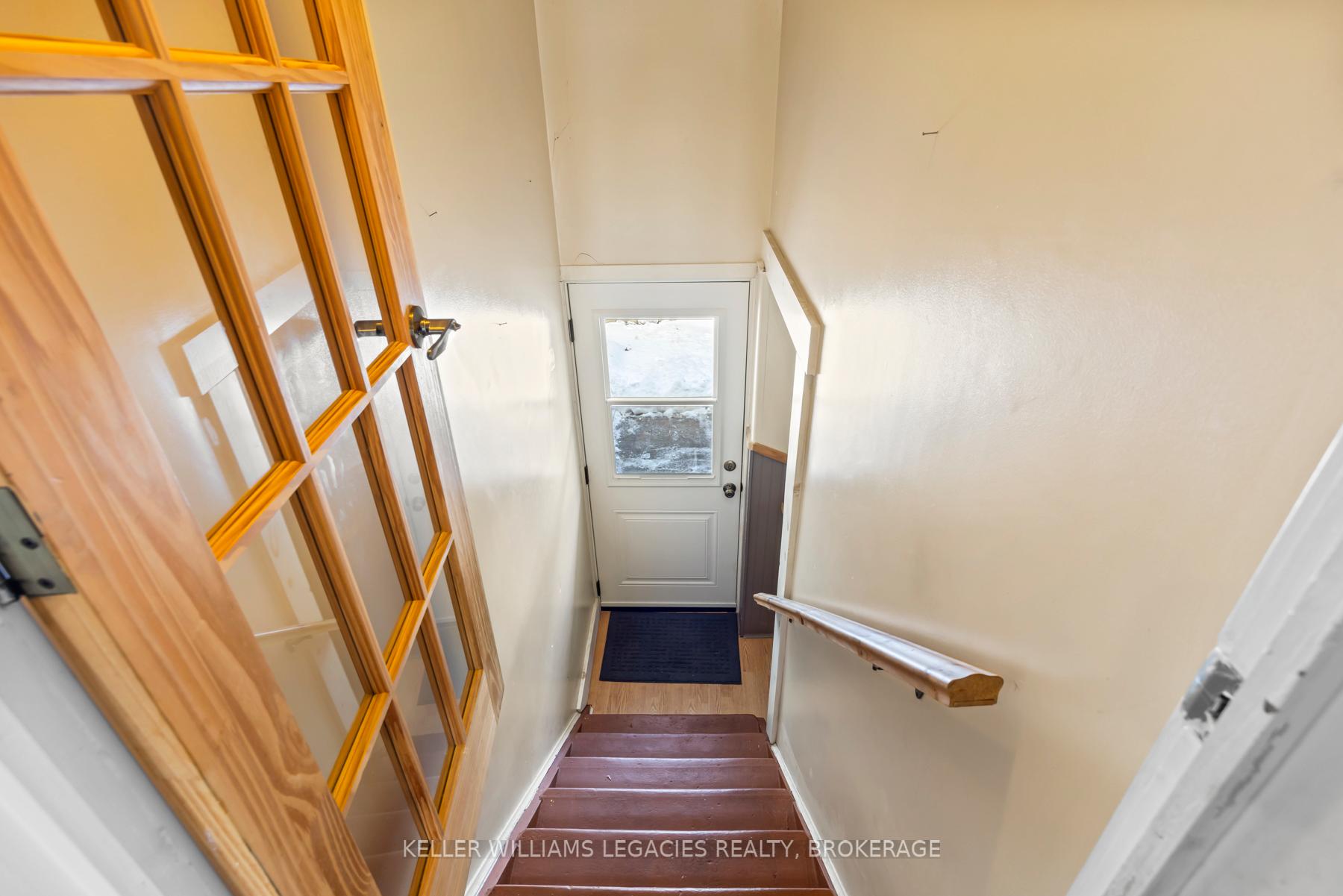 Photo 22 of 59 Joseph Street, Kingston, East of Sir John A. Blvd — HOMEH
