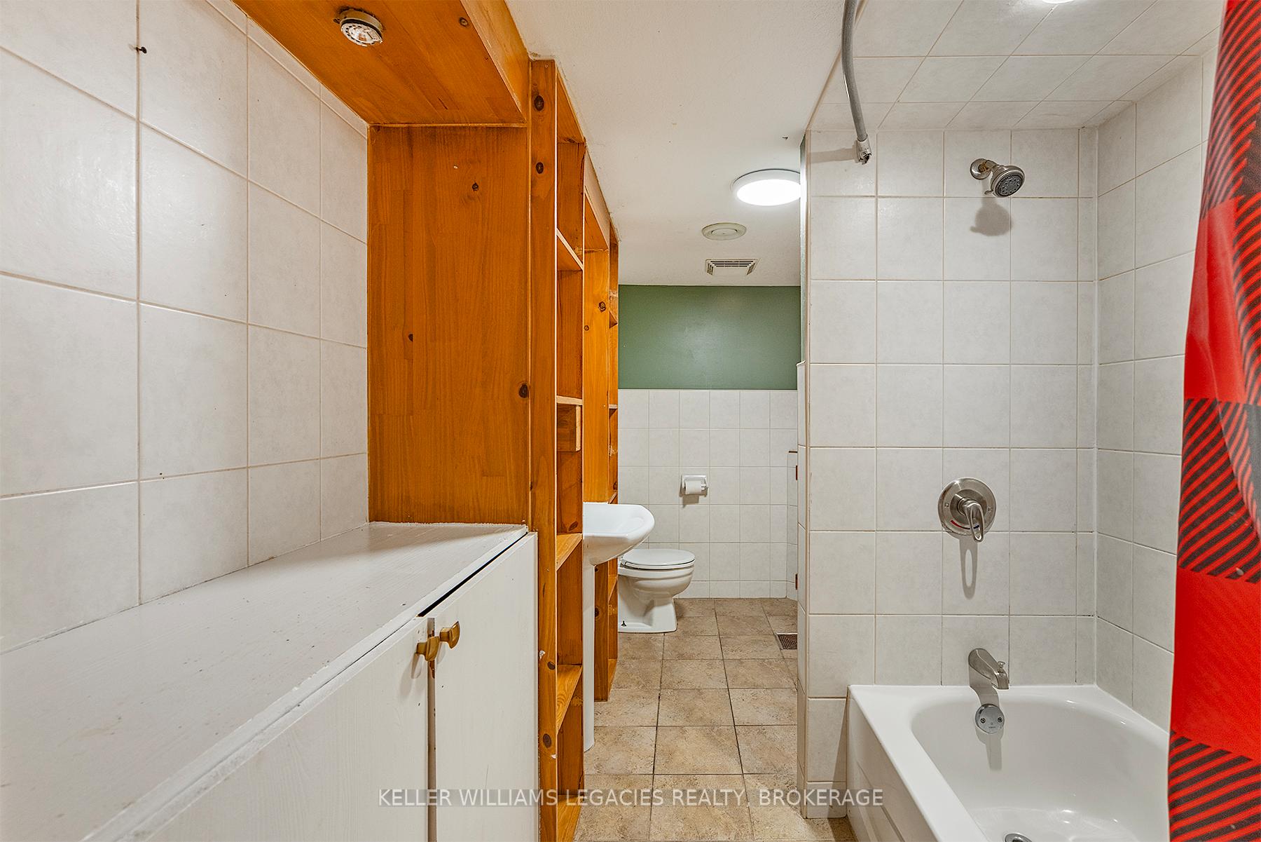 Photo 31 of 59 Joseph Street, Kingston, East of Sir John A. Blvd — HOMEH