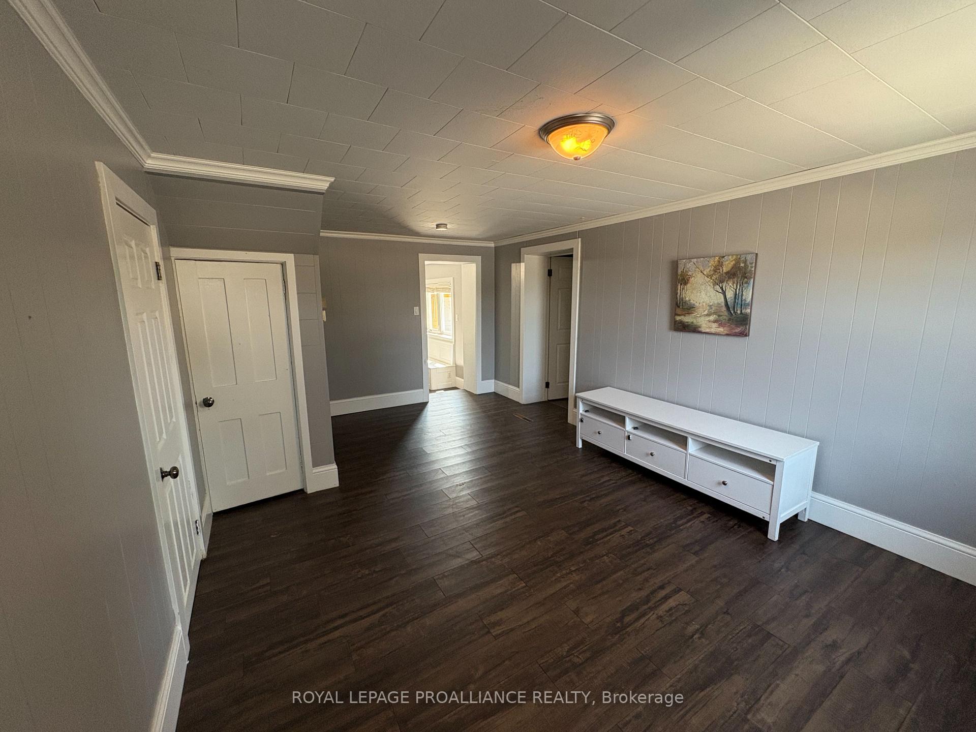 Photo 13 of 374 Main Street, Prince Edward County, Picton Ward — HOMEH
