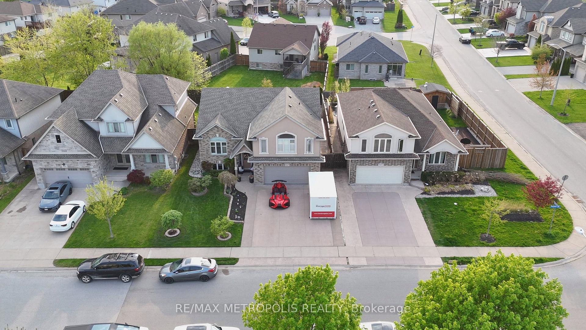 Photo 5 of 6247 Parkside Road, Niagara Falls, Forestview — HOMEH