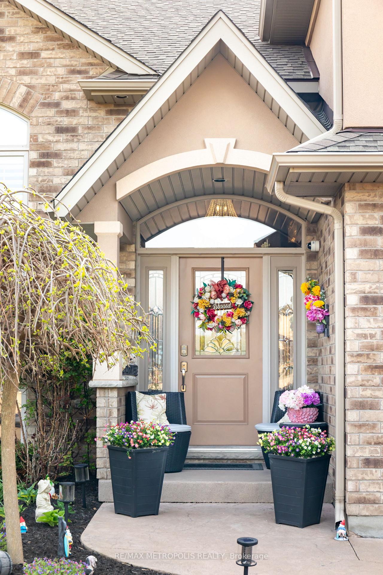 Photo 10 of 6247 Parkside Road, Niagara Falls, Forestview — HOMEH