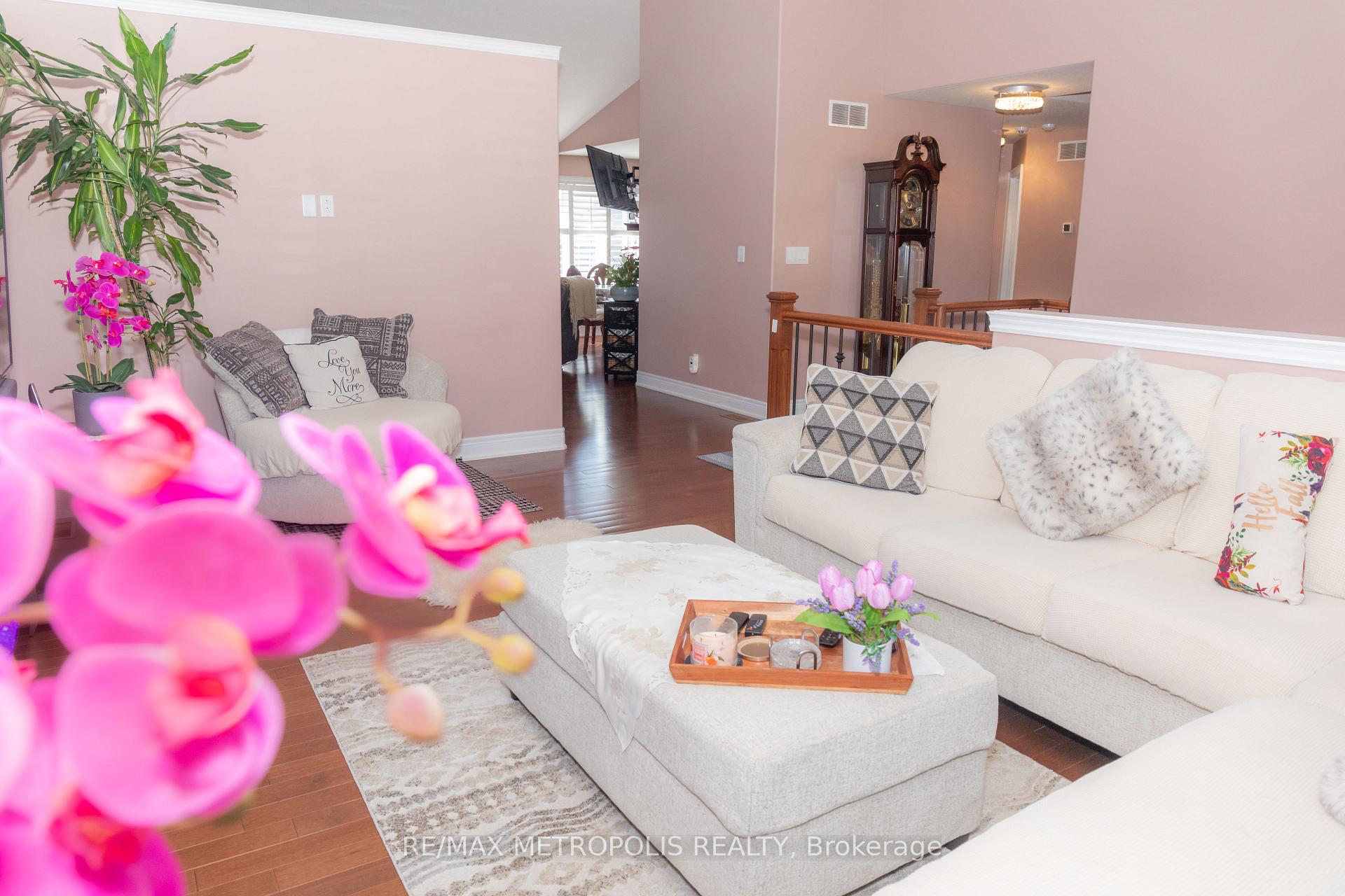 Photo 26 of 6247 Parkside Road, Niagara Falls, Forestview — HOMEH