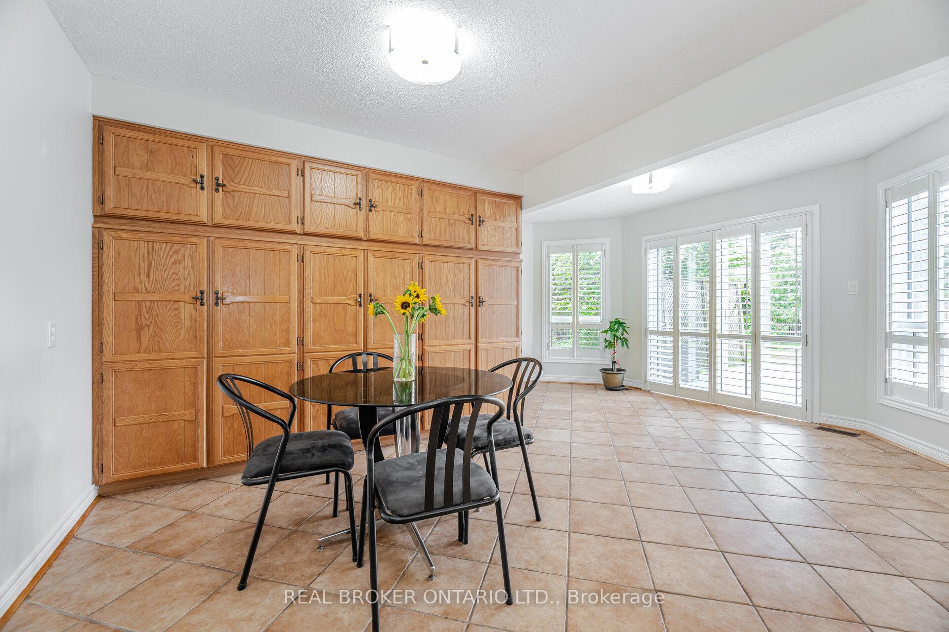 Photo 13 of 206 Gwendolyn Street, Pickering, Rougemount — HOMEH